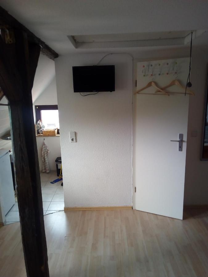 Kleine Ferienwohnung Am Kahlaer Markt Kahla  Buitenkant foto